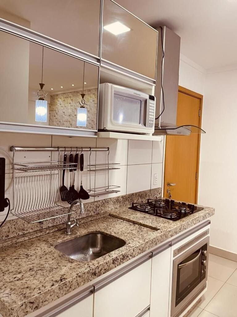 Appartement 2 Qts.| 4 Hosp. | Ao Lado Do Goiania Shopping Extérieur photo