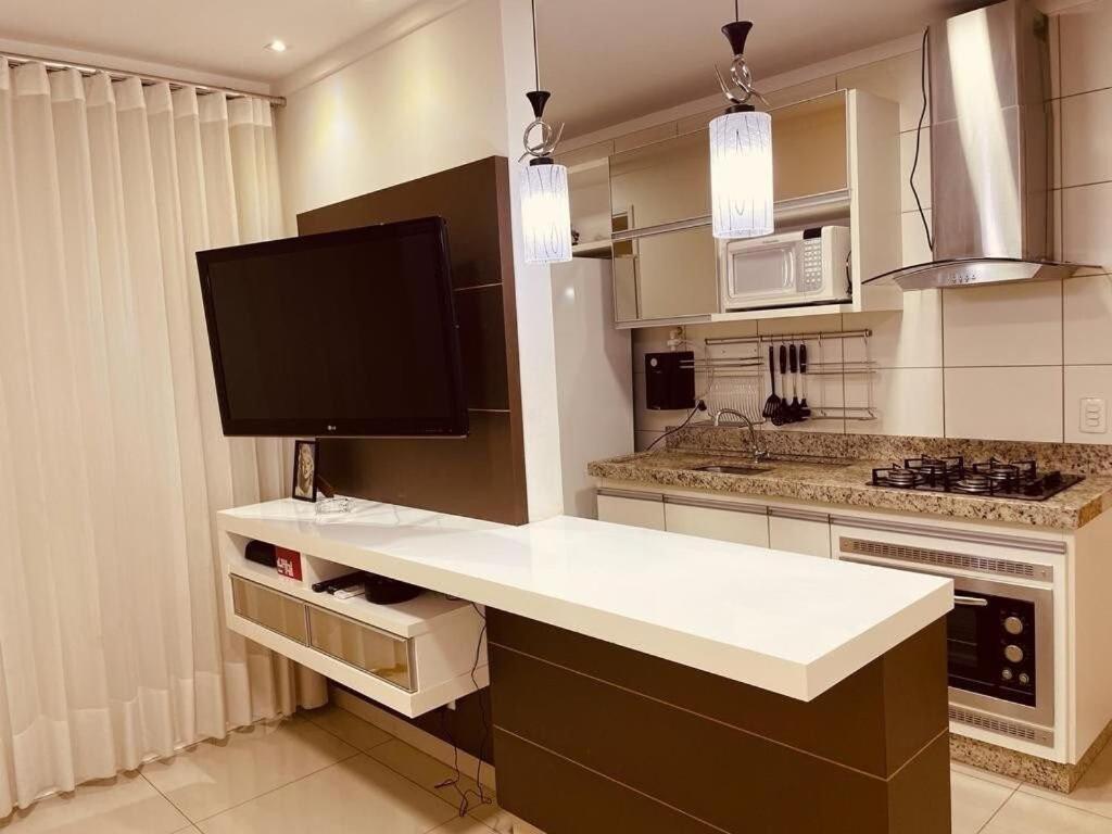 Appartement 2 Qts.| 4 Hosp. | Ao Lado Do Goiania Shopping Extérieur photo