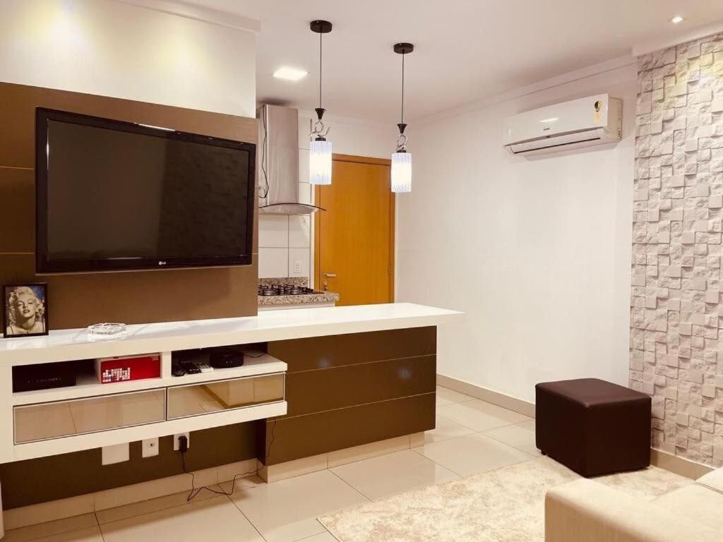 Appartement 2 Qts.| 4 Hosp. | Ao Lado Do Goiania Shopping Extérieur photo