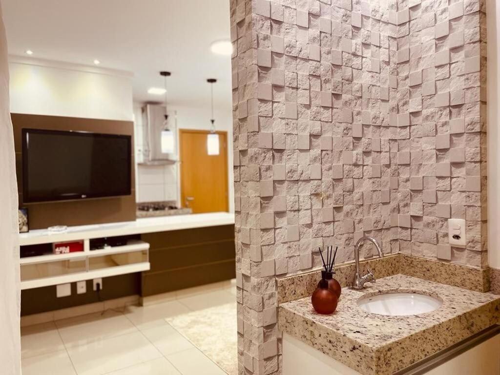 Appartement 2 Qts.| 4 Hosp. | Ao Lado Do Goiania Shopping Extérieur photo
